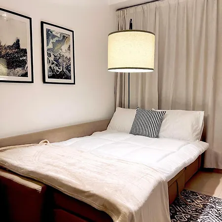 Modern 1Bhk Unit With Canal View Dubai Exterior photo