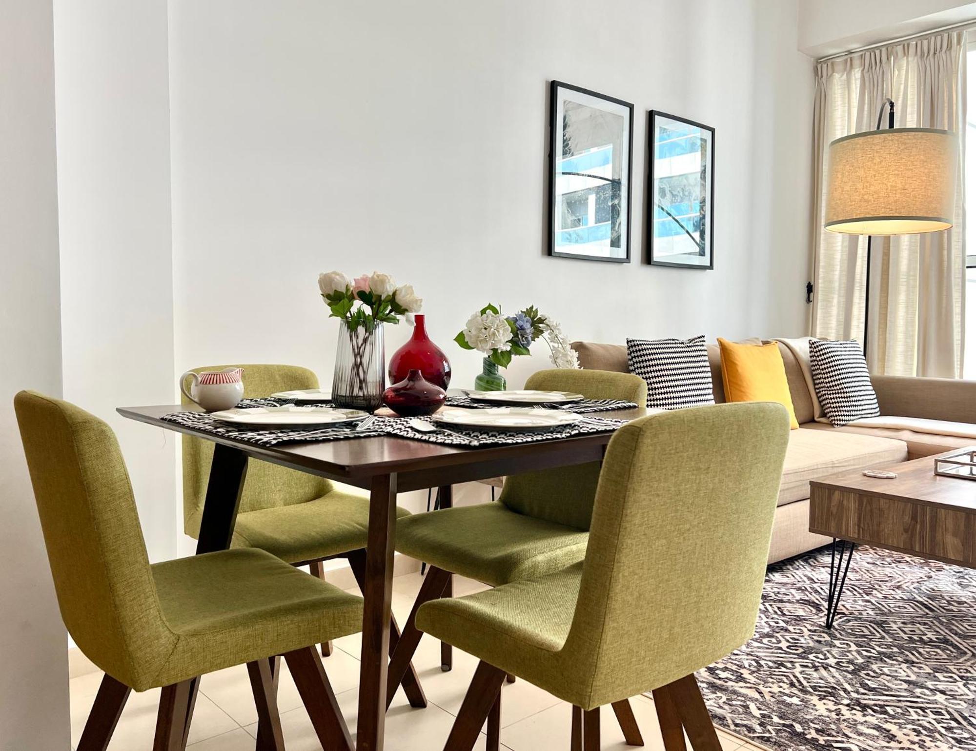 Apartment Modern 1bhk Unit With Canal View Dubai